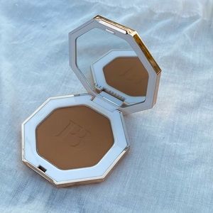 FENTY BEAUTY BY RIHANNA BRONZER ‘ISLAND TING 04’